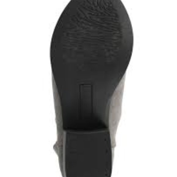 BRAND NEW Lauren Lorraine flats - Picture 5 of 5